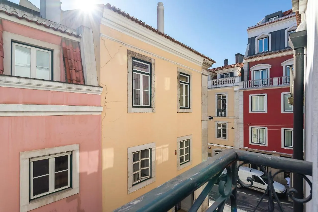 Perfect 1 Bed In Chiado With Aircon Lägenhet Lisboa 0*,  Portugal