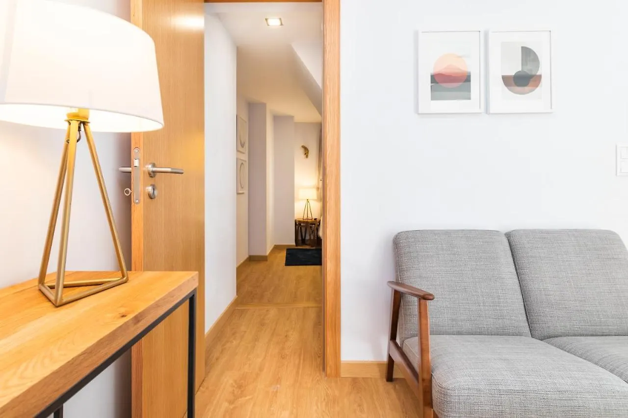 Perfect 1 Bed In Chiado With Aircon Lägenhet Lisboa